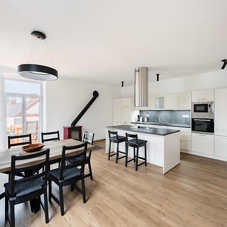Vacov Apartment Bagian luar foto