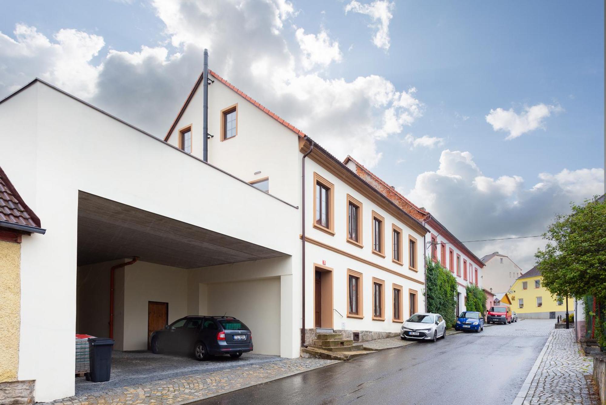 Vacov Apartment Bagian luar foto