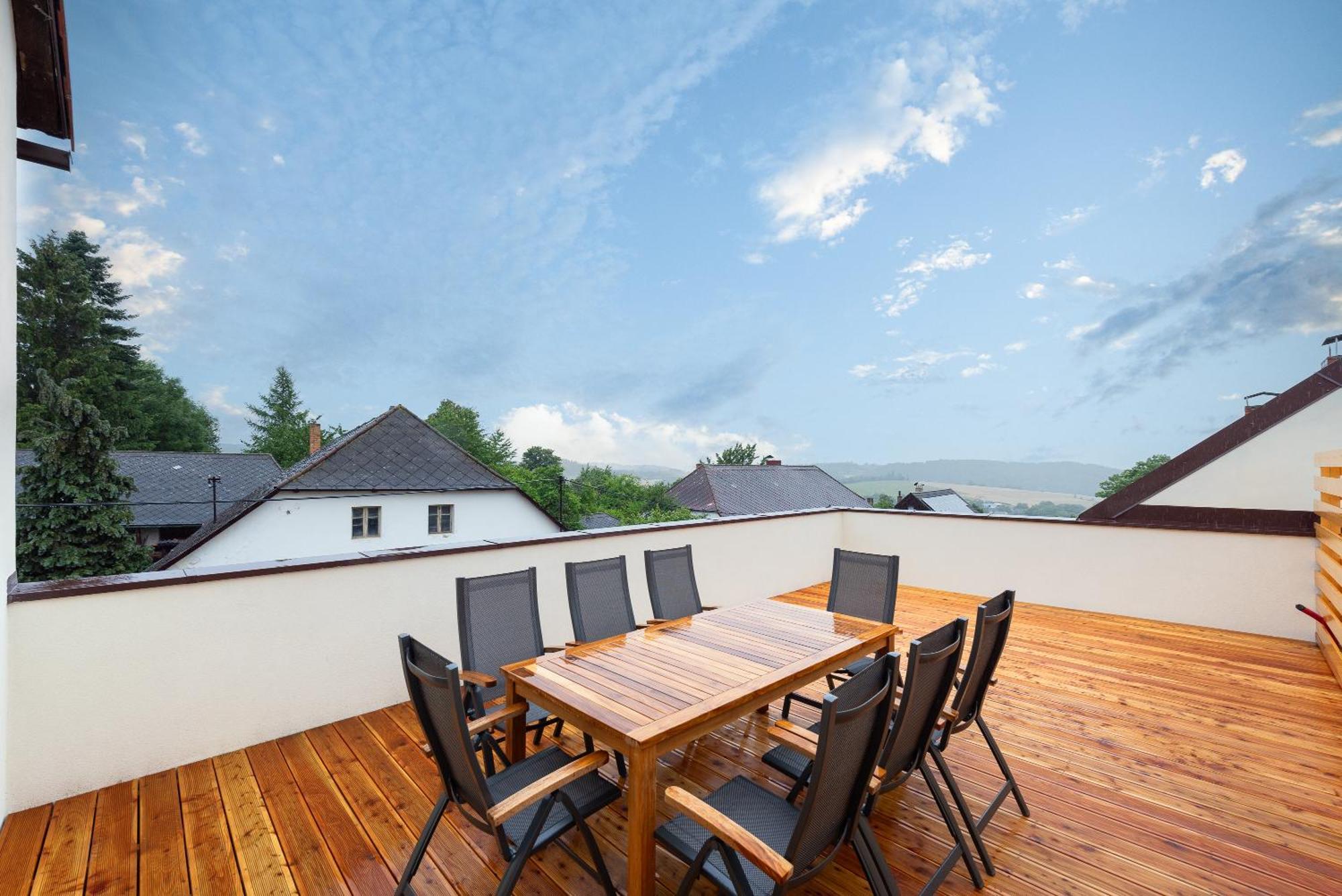 Vacov Apartment Bagian luar foto
